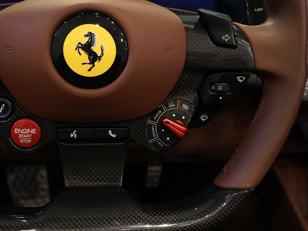 Certified 2023 Ferrari 812 GTS RWD image 91