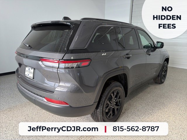 New 2026 Jeep Grand Cherokee Altitude AWD/4WD image 3
