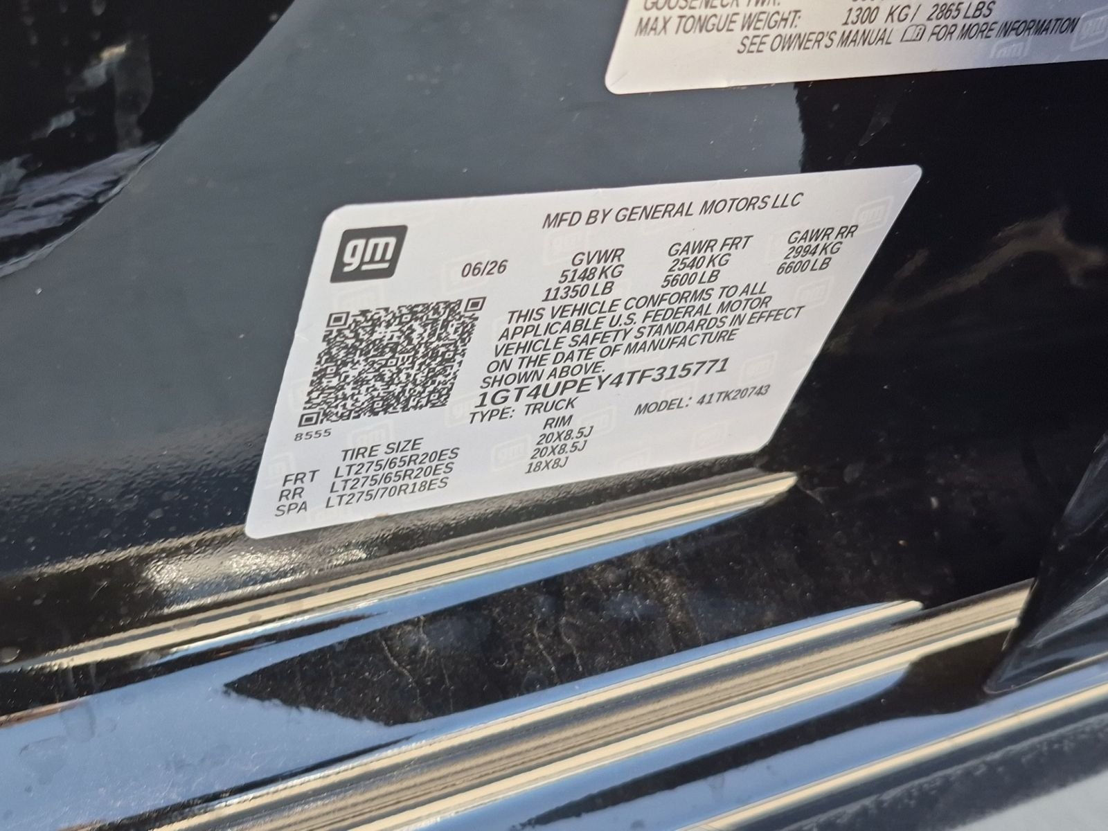 New 2026 GMC Sierra 2500 AT4 w/ AT4 Premium Plus Package AWD/4WD image 34