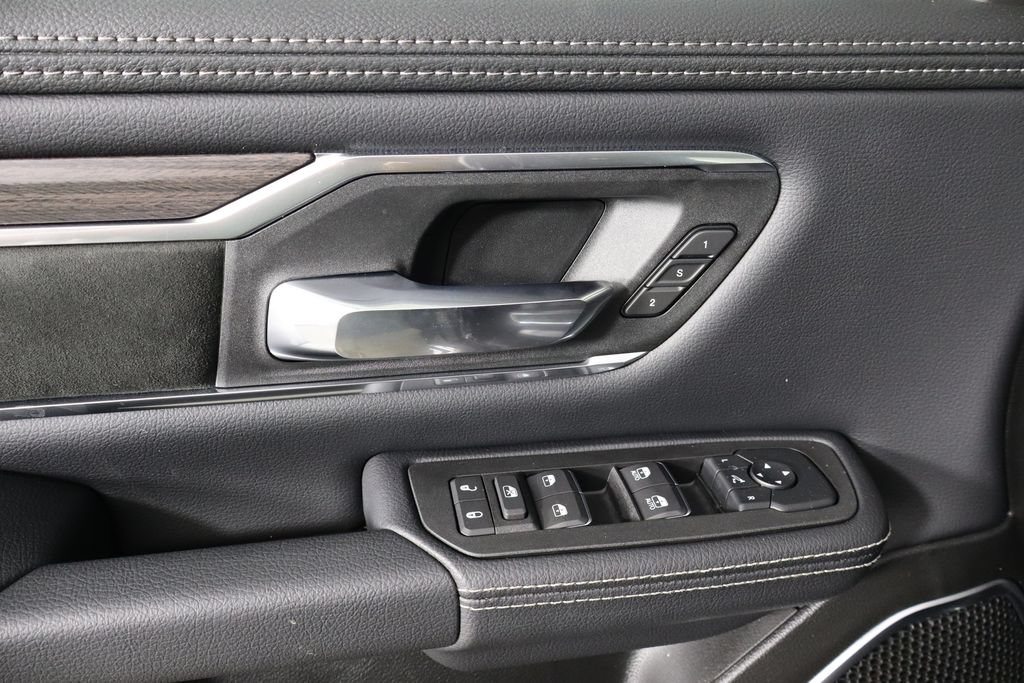 New 2027 RAM 1500 Laramie AWD/4WD image 20