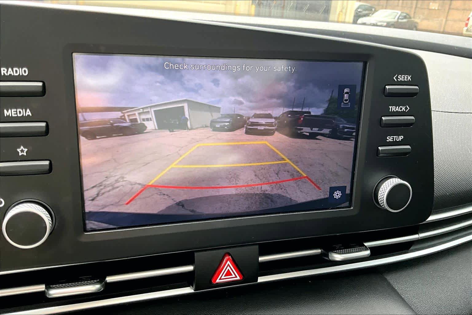 Used 2023 Hyundai Elantra SEL FWD image 25