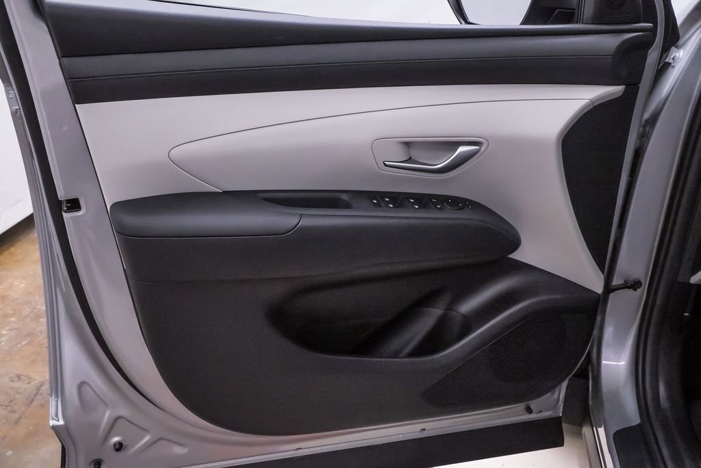 Certified 2026 Hyundai Tucson SE image 24