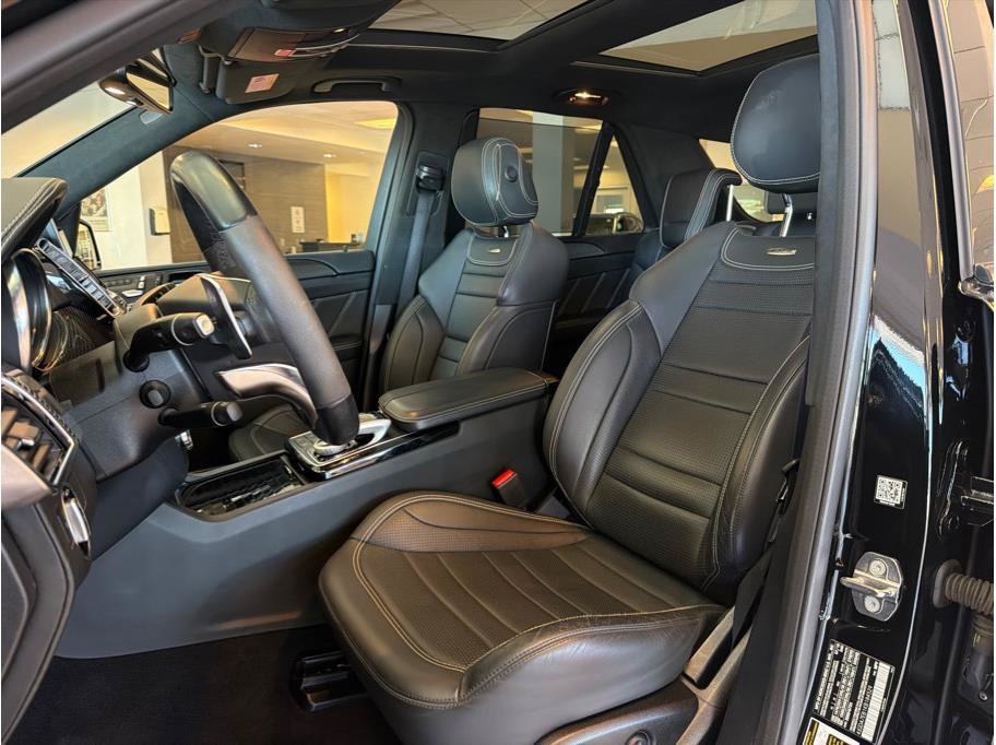 Used 2019 Mercedes-Benz GLE 63 AMG 4MATIC image 26