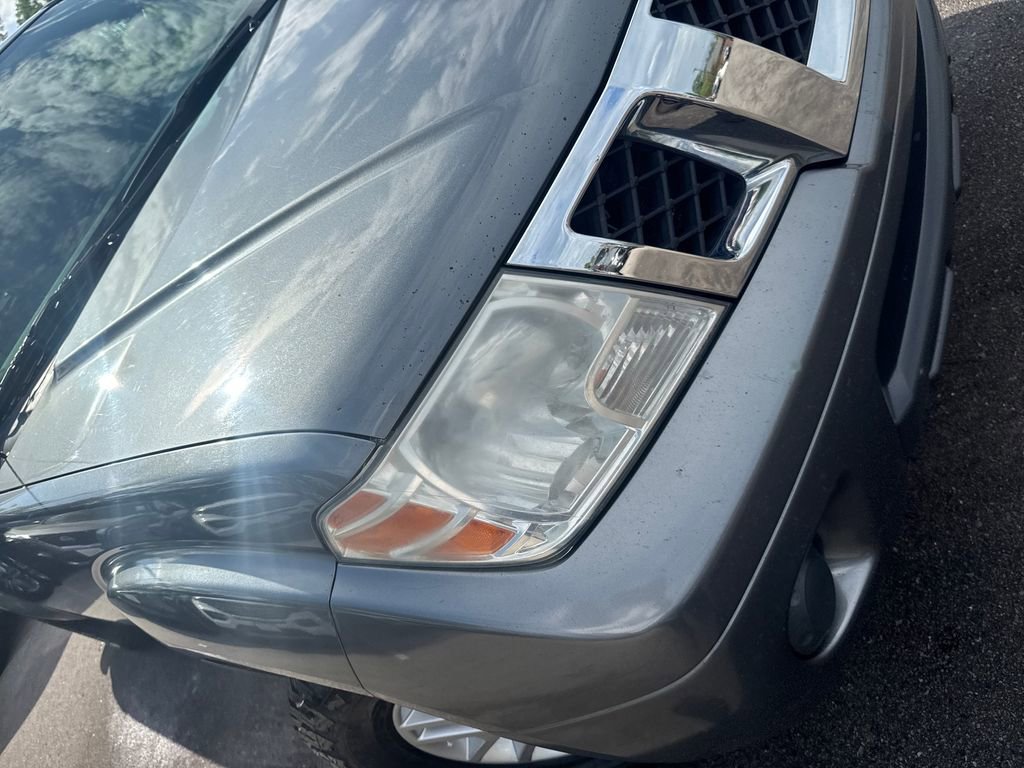 Used 2016 Nissan Frontier SV image 36