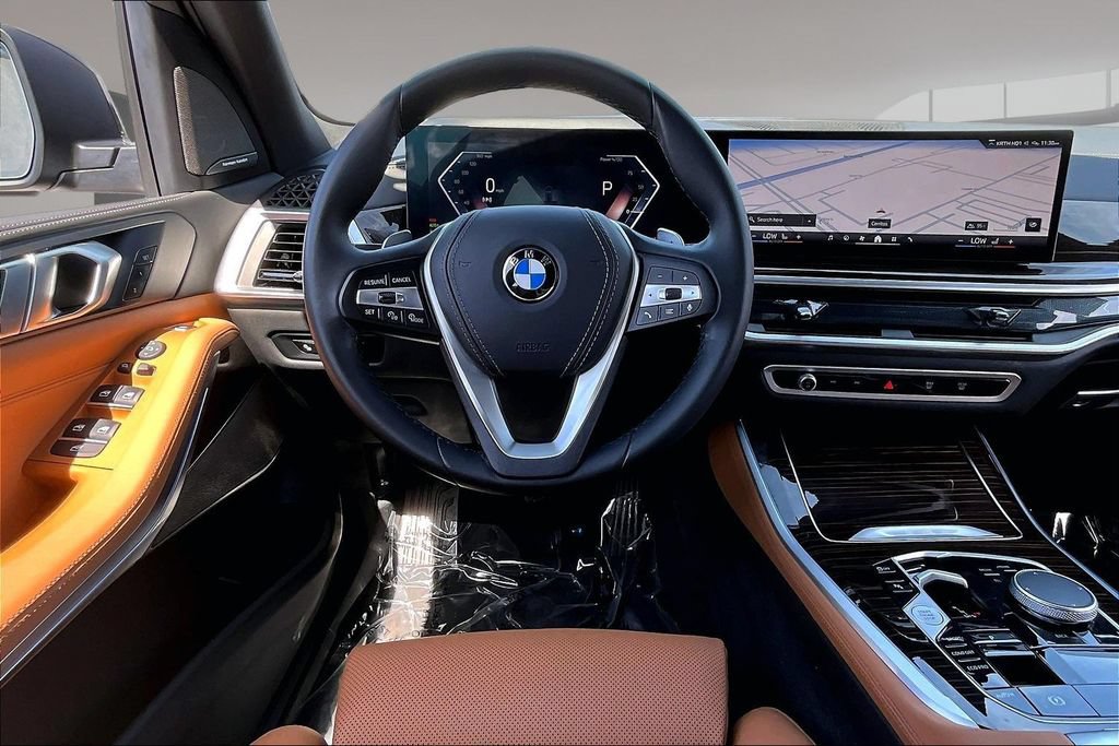 Used 2025 BMW X5 sDrive40i w/ Premium Package RWD image 8