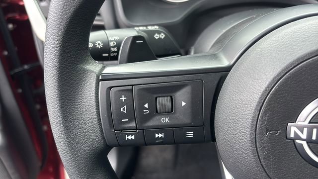 Used 2024 Nissan Rogue SV image 19