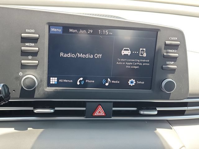 Certified 2026 Hyundai Elantra SE FWD image 10