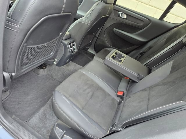 Used 2023 Volvo C40 P8 Recharge Ultimate AWD/4WD image 26