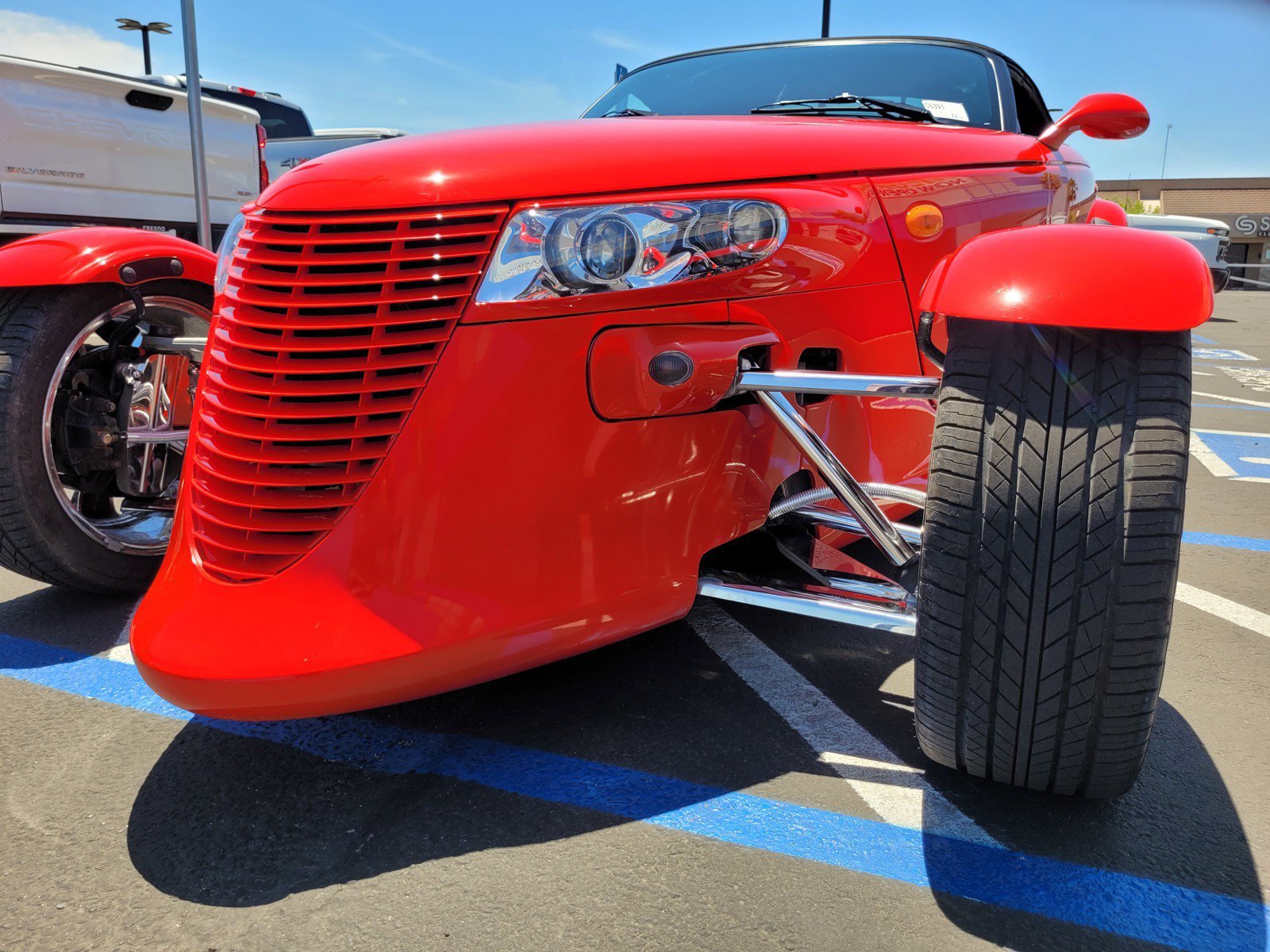 Used 1999 Plymouth Prowler RWD image 23