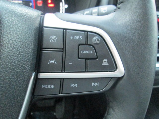 Used 2025 Toyota Grand Highlander AWD image 21
