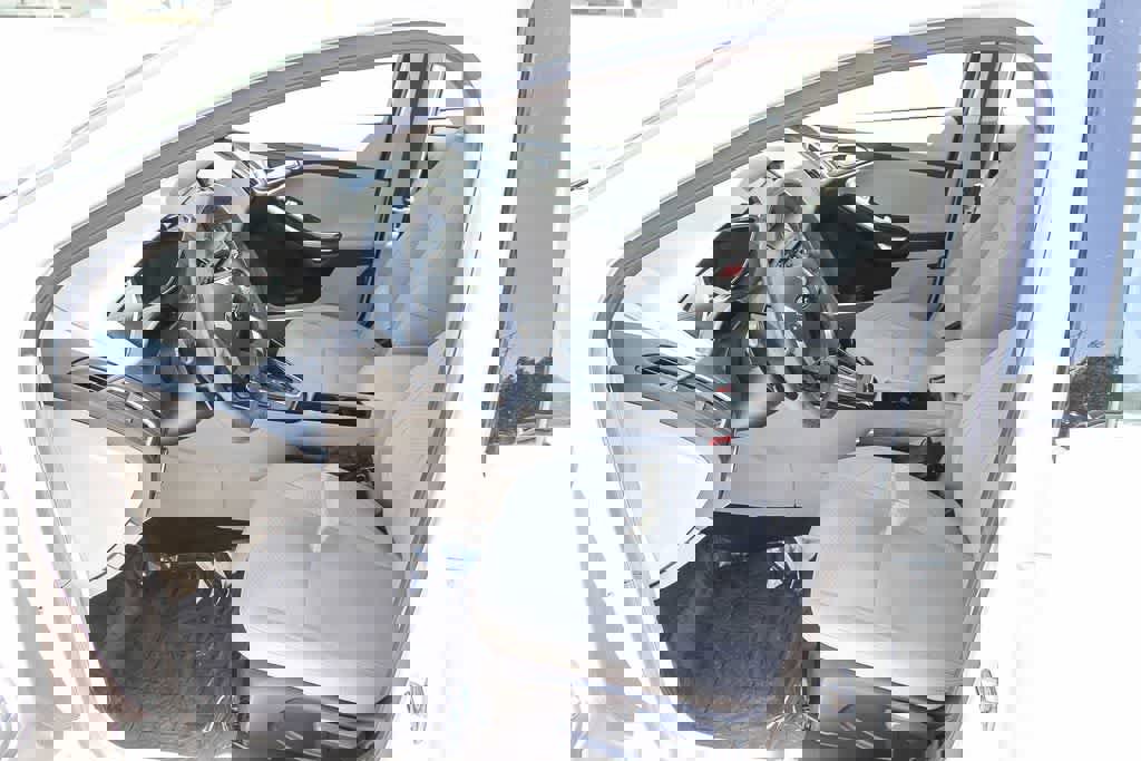 Used 2017 Ford Focus Electric Hatchback image 18