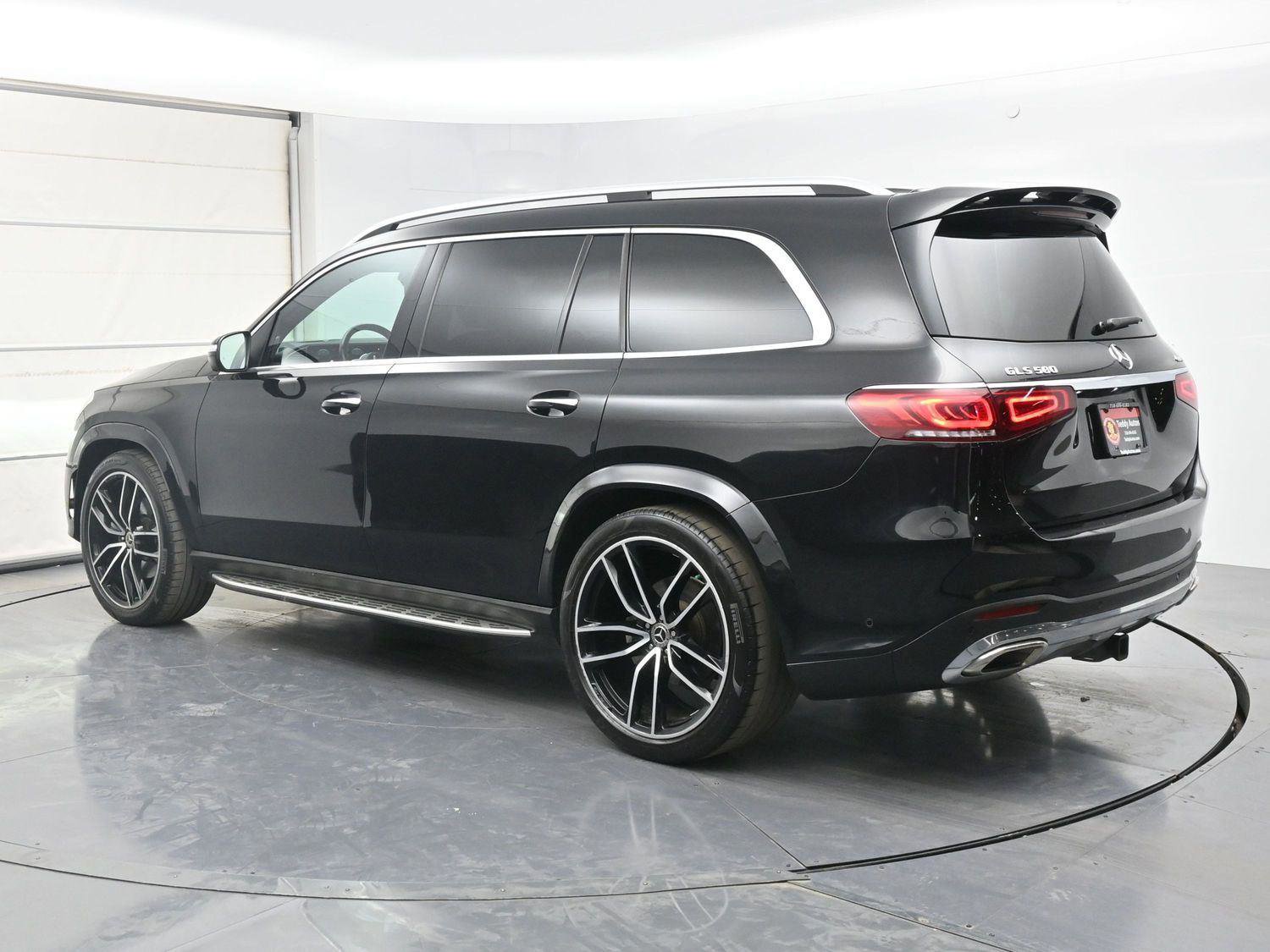 Used 2021 Mercedes-Benz GLS 580 4MATIC image 23