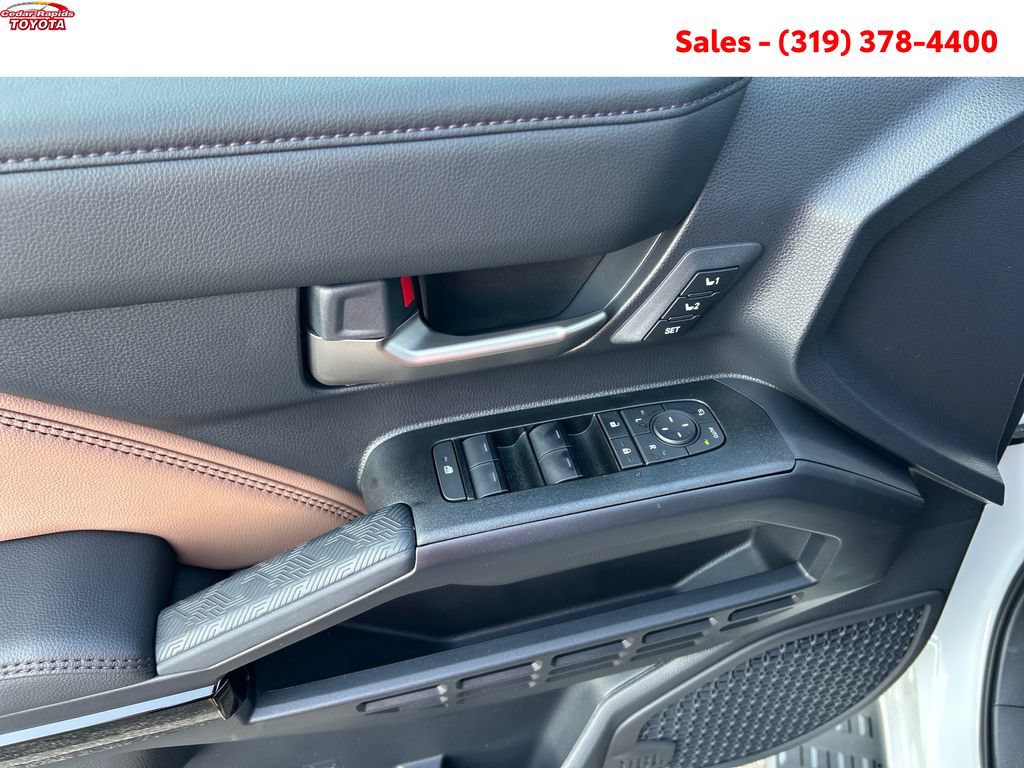 New 2026 Toyota 4Runner Limited AWD/4WD image 10