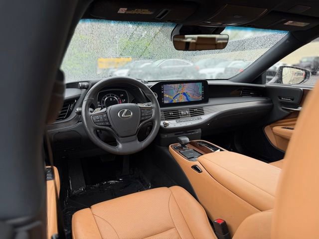 Used 2021 Lexus LS 500 AWD w/ Accessory Package (Z2) image 21