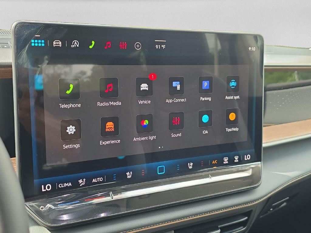 New 2027 Volkswagen Atlas SE FWD image 11