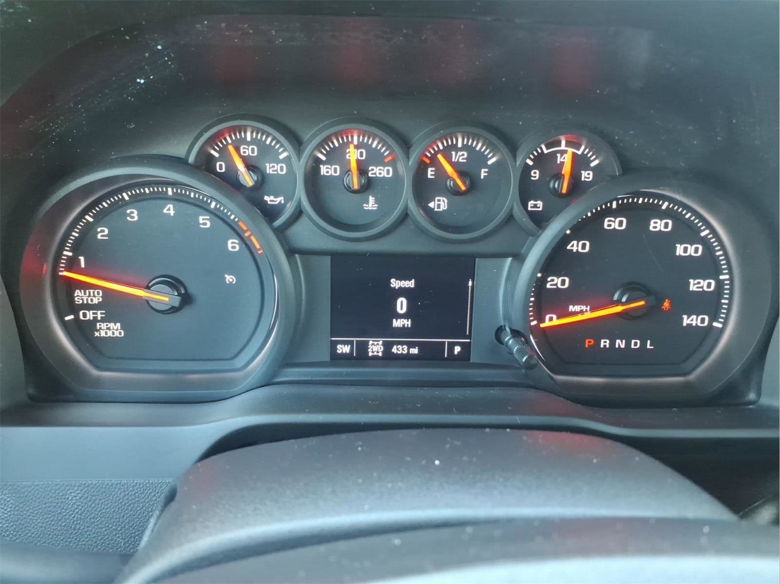 New 2026 Chevrolet Silverado 1500 Custom Trail Boss w/ LPO, Dark Essentials Package AWD/4WD image 14