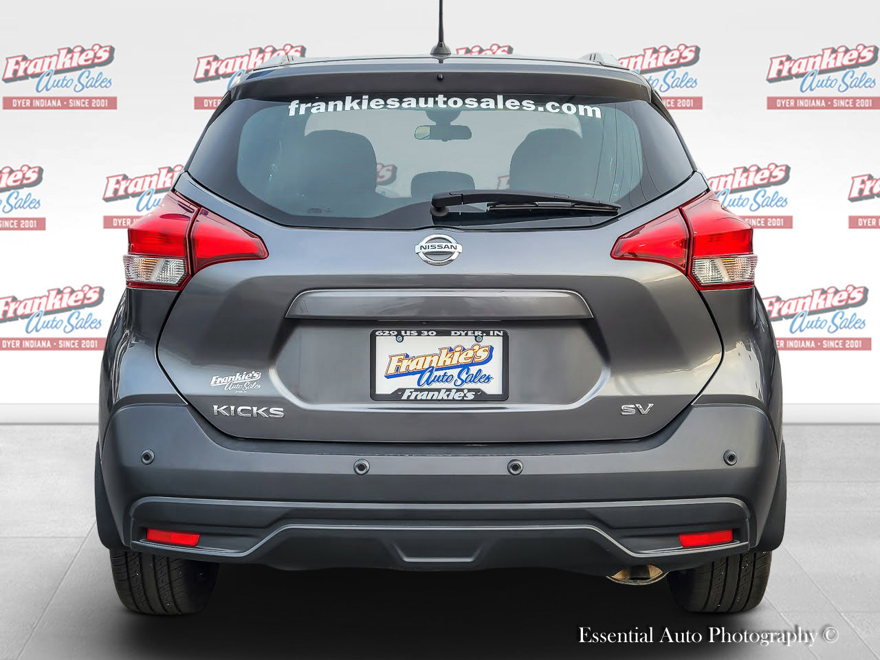 Used 2020 Nissan Kicks SV image 4