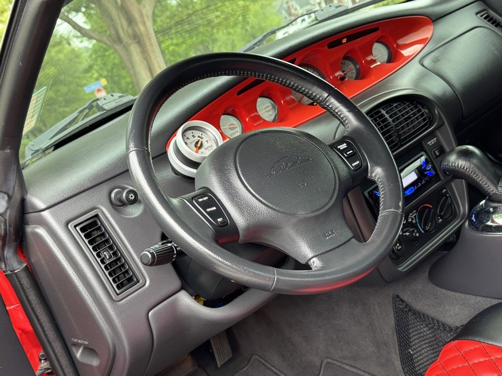 Used 2000 Plymouth Prowler image 15