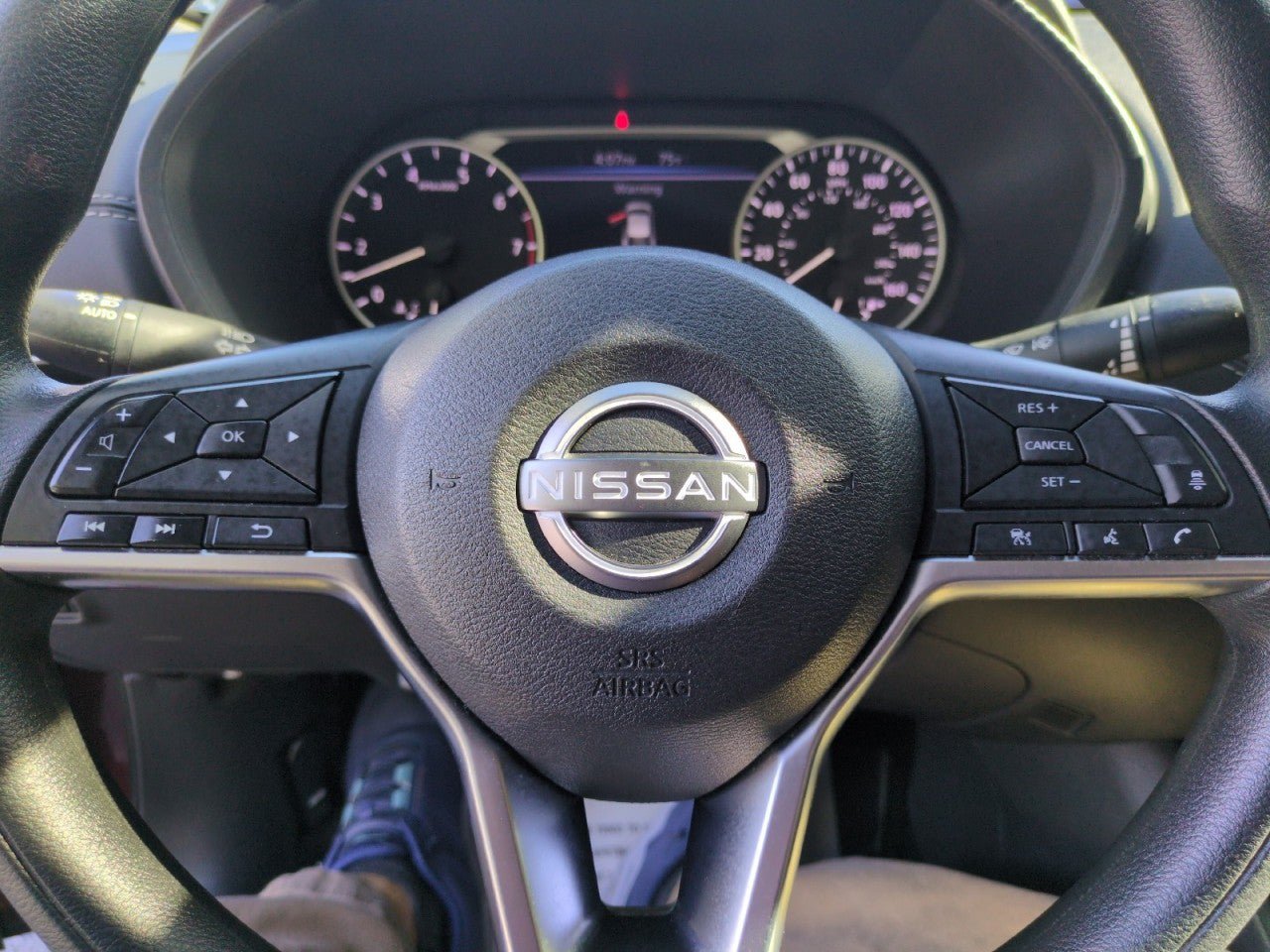 Used 2025 Nissan Sentra SV FWD image 16