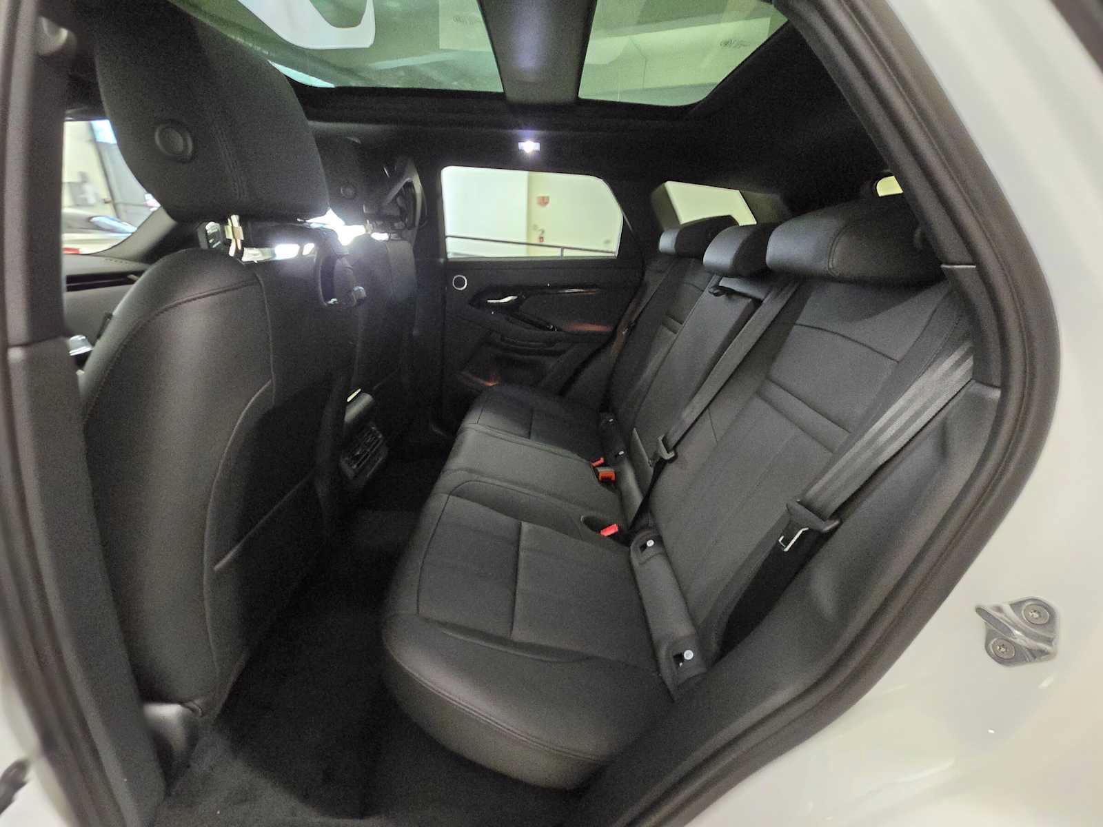 New 2026 Land Rover Range Rover Evoque S AWD/4WD image 16