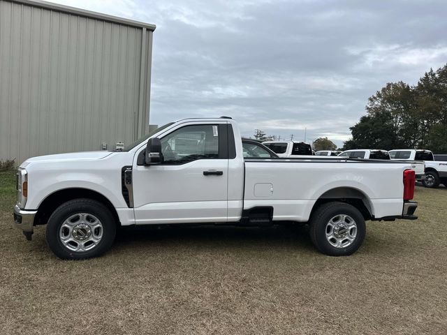 New 2026 Ford F350 XLT image 19