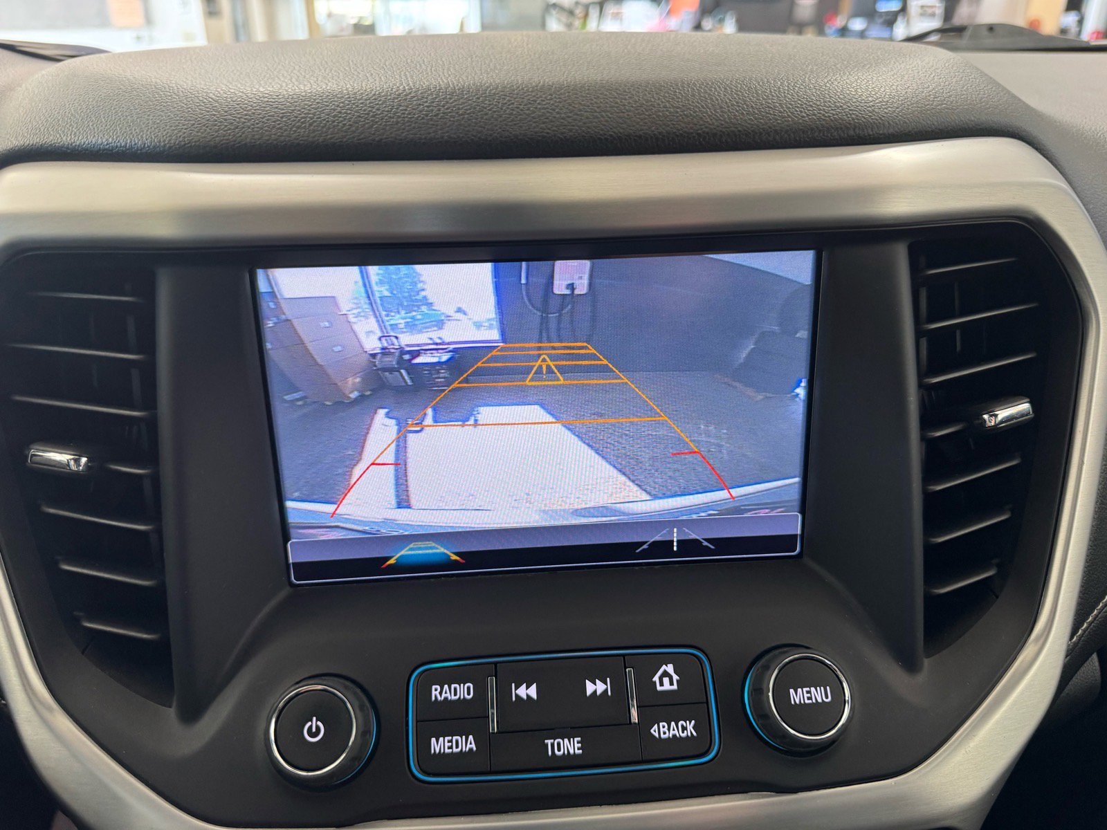 Used 2017 GMC Acadia SLT image 23