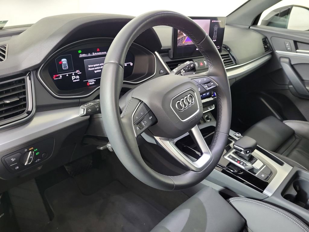 Used 2025 Audi Q5 2.0T Premium AWD/4WD image 21