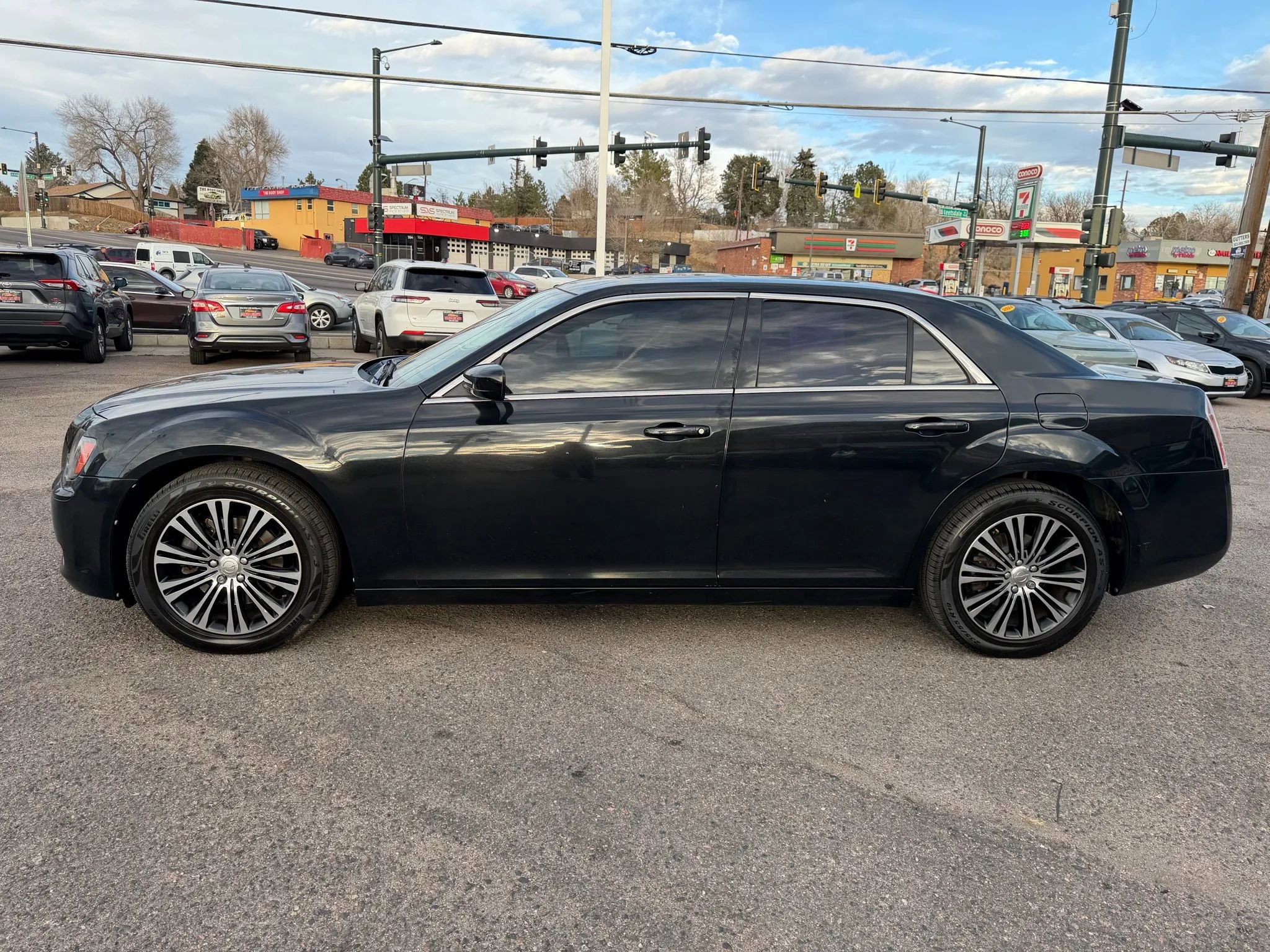 Used 2013 Chrysler 300 S image 5
