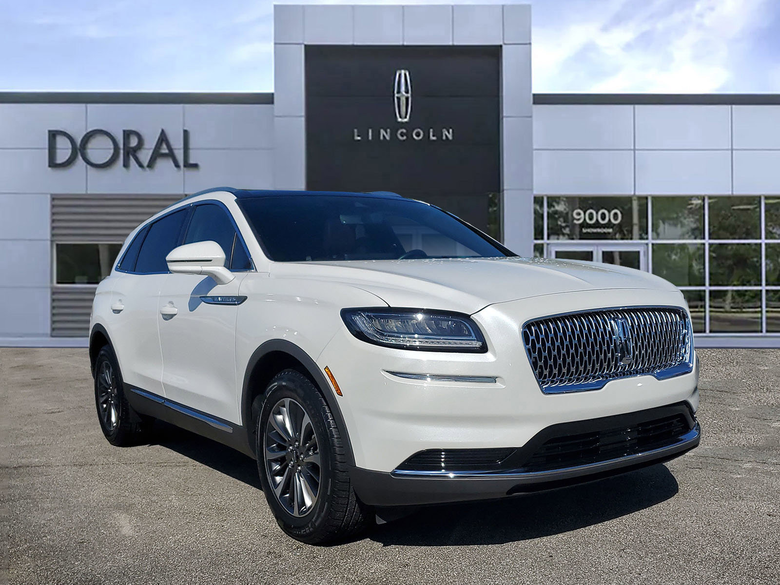 Certified 2022 Lincoln Nautilus Reserve w/ Cargo Utility Package