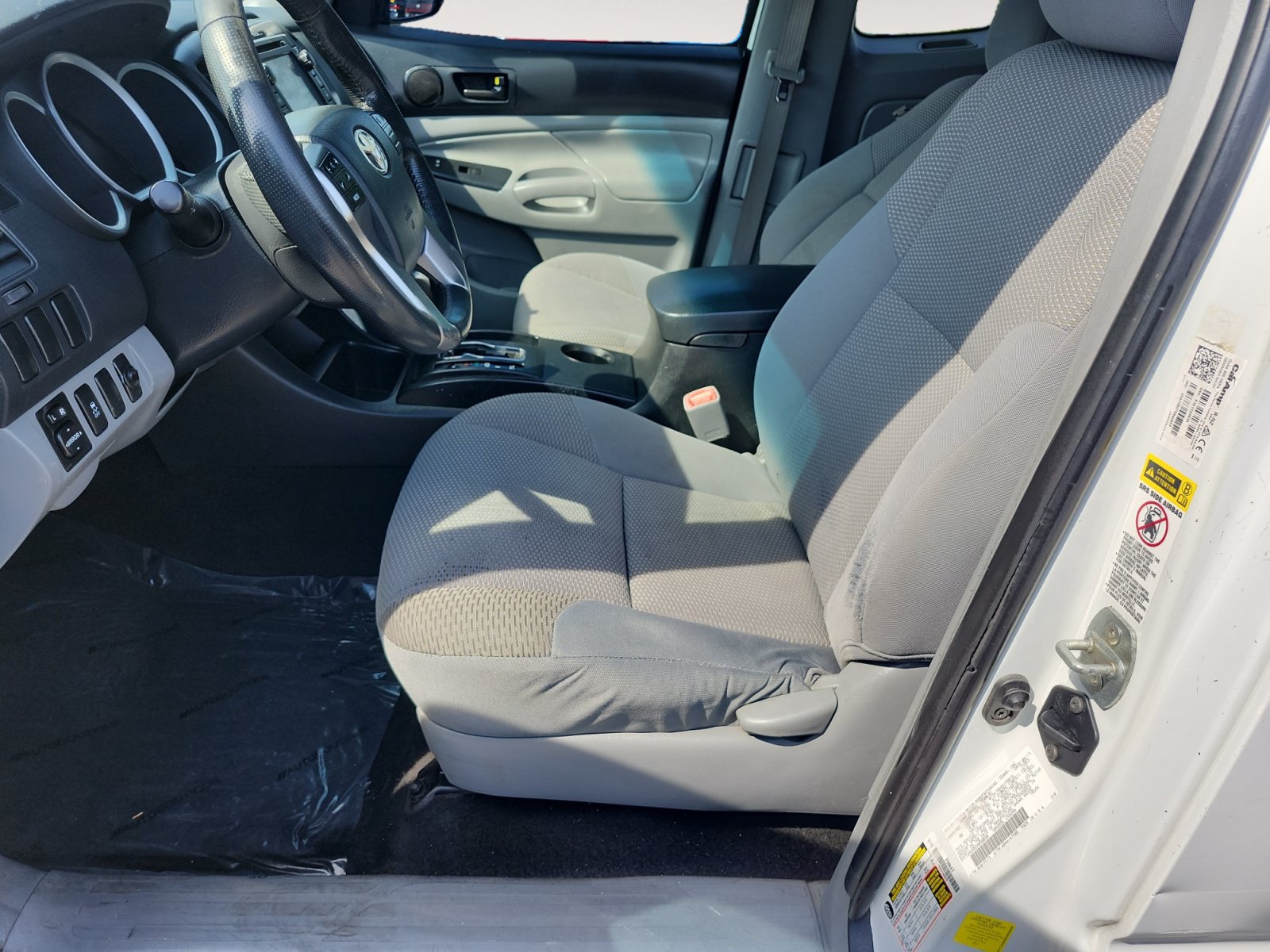 Used 2013 Toyota Tacoma PreRunner w/ Convenience Pkg RWD image 10