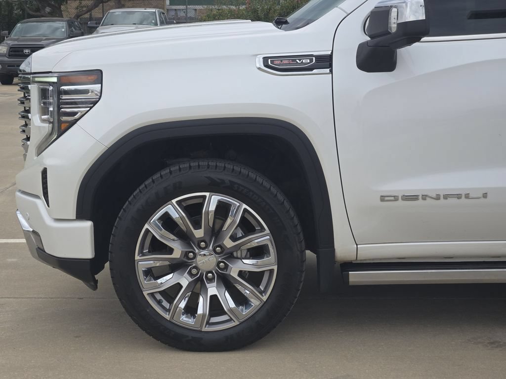 Used 2023 GMC Sierra 1500 Denali w/ Denali Reserve Package AWD/4WD image 12