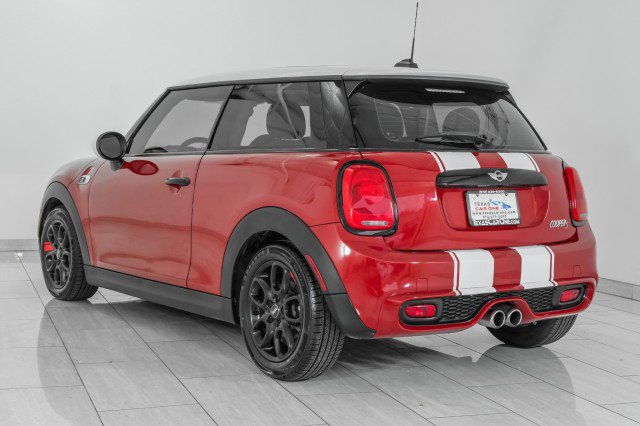 Used 2017 MINI Cooper S image 8