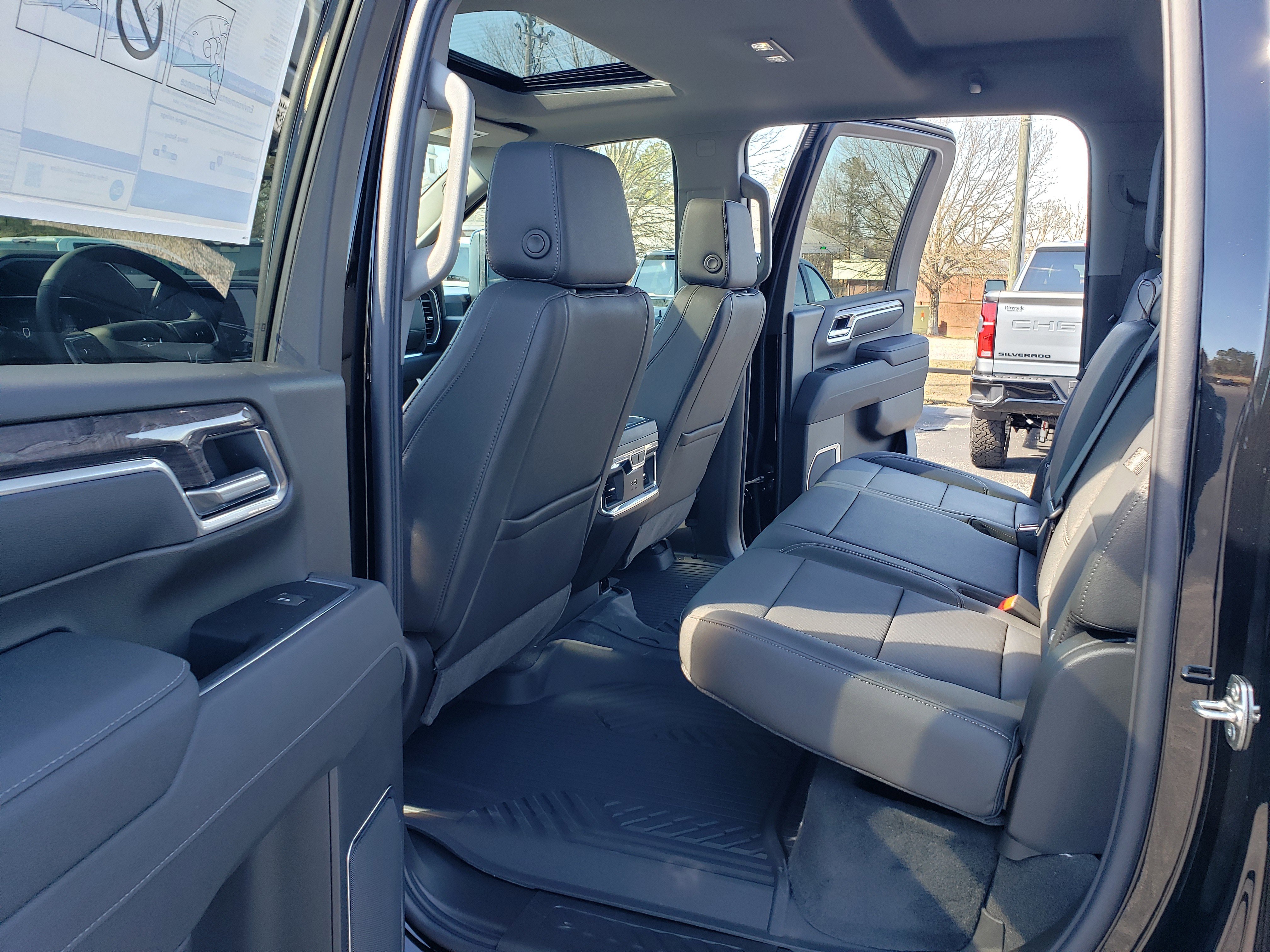 New 2026 Chevrolet Silverado 2500 LTZ w/ LTZ Plus Package image 32