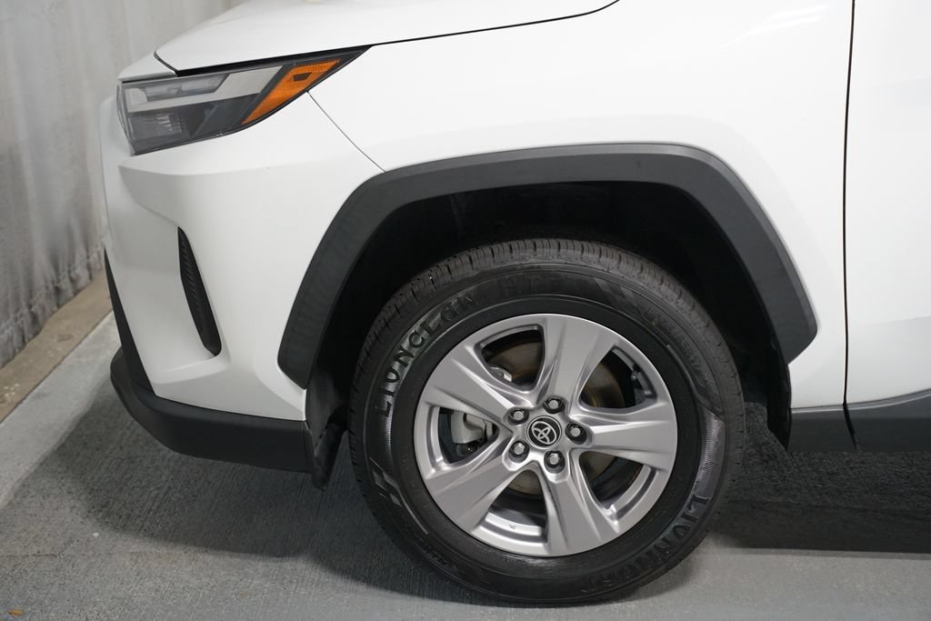 Used 2023 Toyota RAV4 XLE FWD image 5