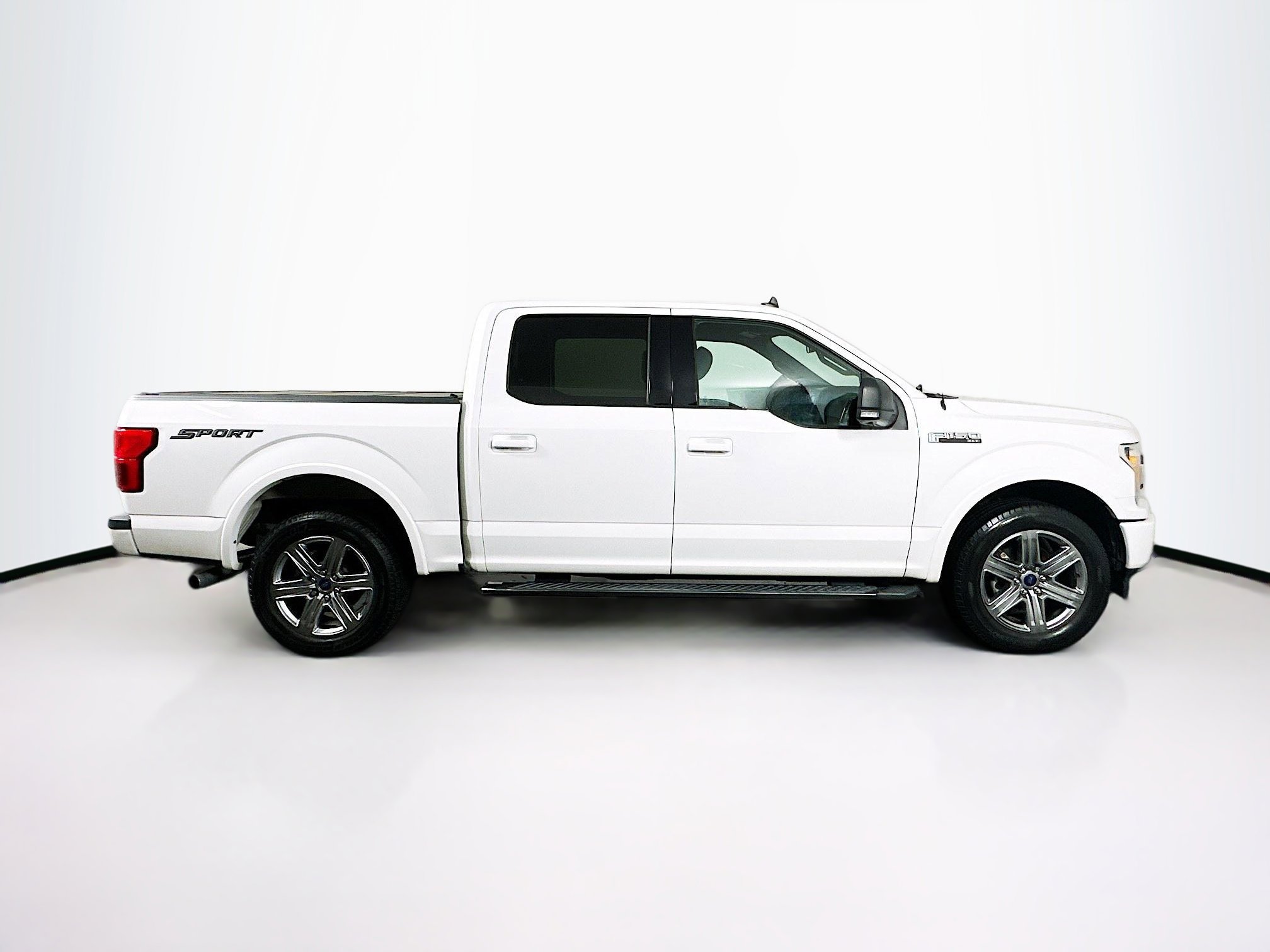 Used 2019 Ford F150 XLT w/ Equipment Group 302A Luxury image 10