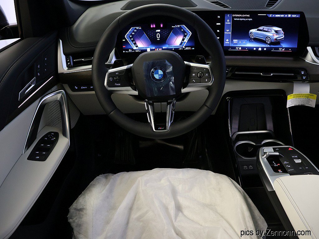 New 2027 BMW X1 xDrive28i AWD/4WD image 15