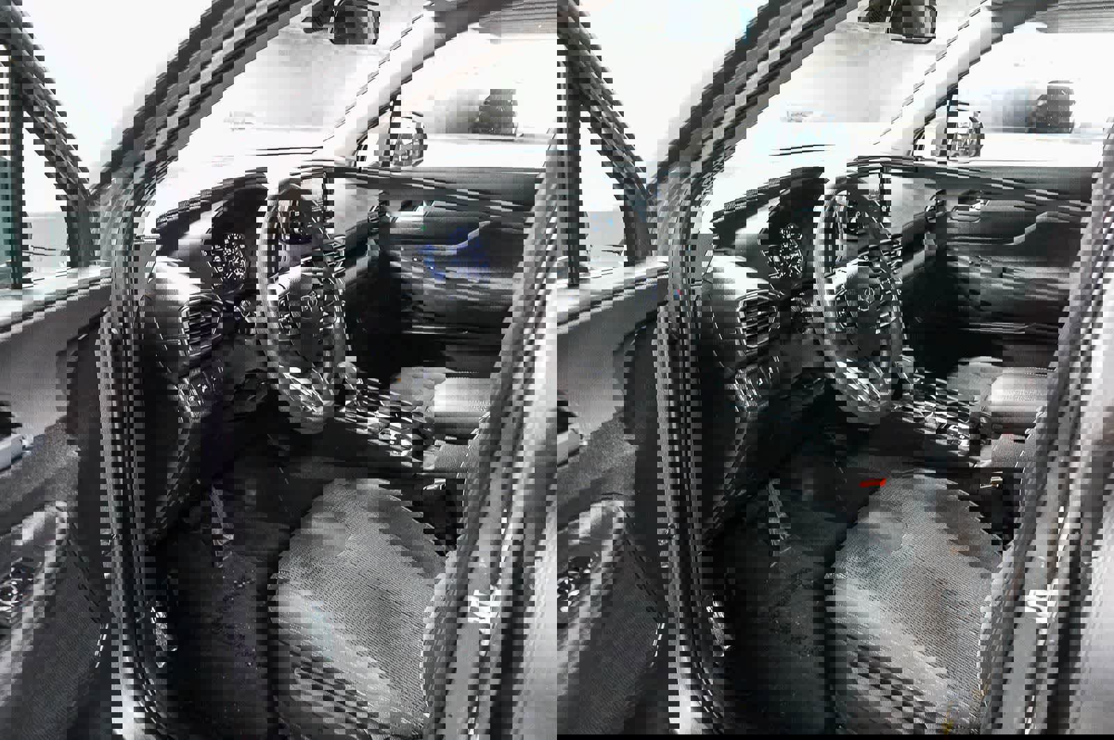 Used 2019 Hyundai Santa Fe SE FWD image 17