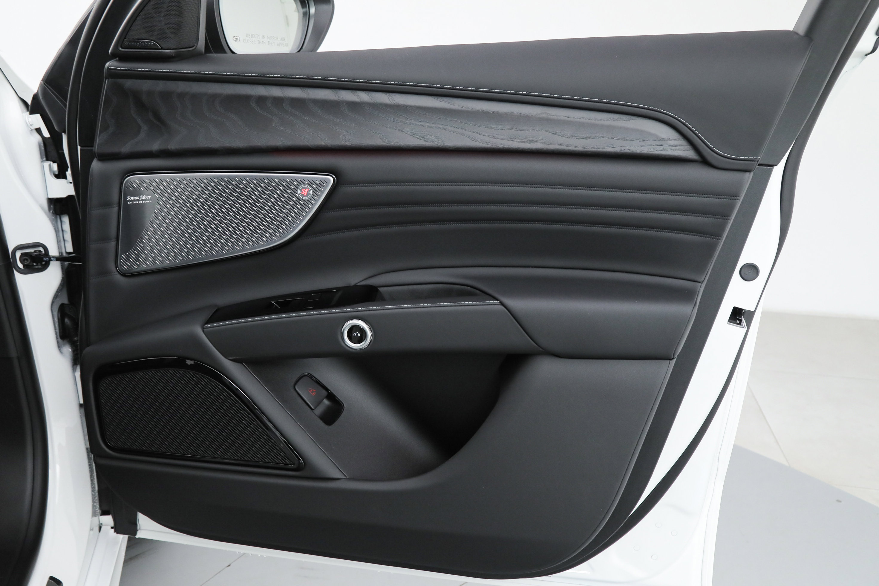 New 2026 Maserati Grecale Modena image 9