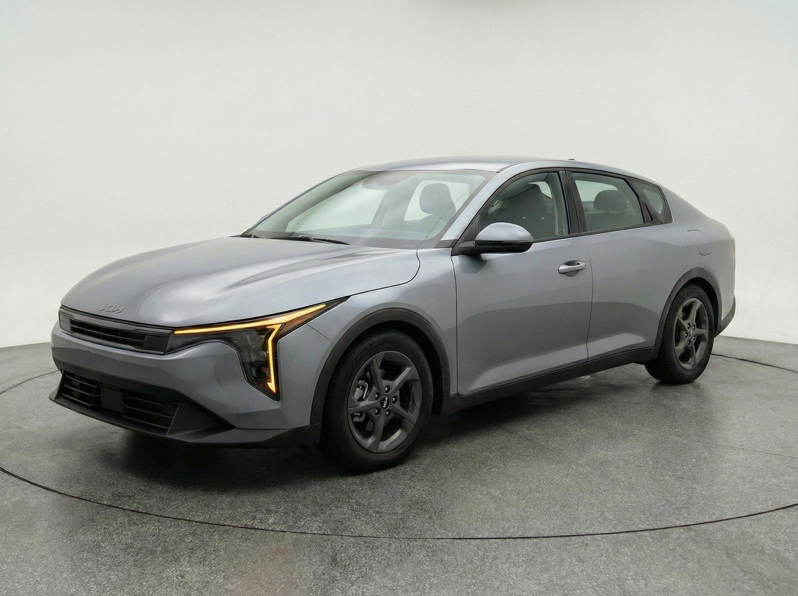 Used 2025 Kia K4 LXS image 3