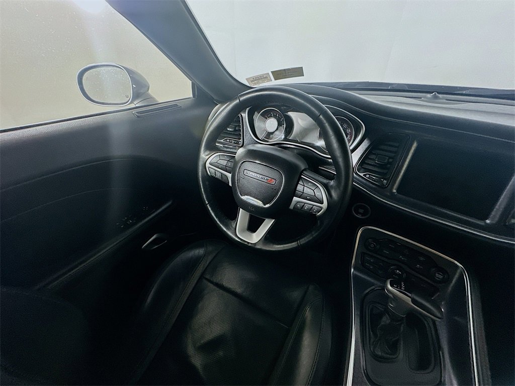 Used 2018 Dodge Challenger SXT Plus image 9