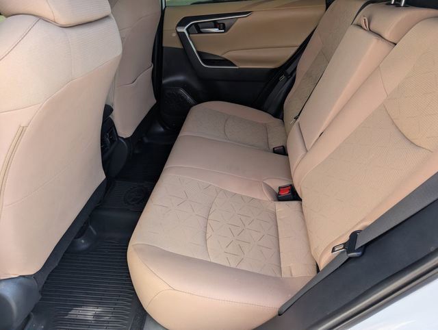 Used 2025 Toyota RAV4 XLE w/ Convenience Package image 26