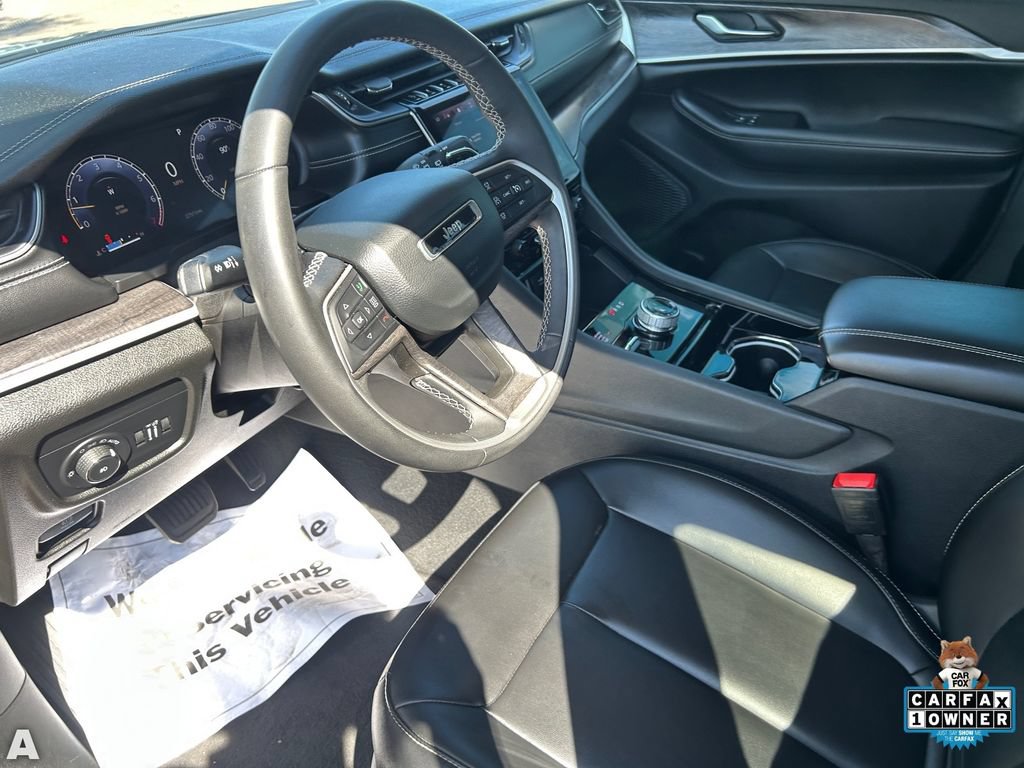 Certified 2023 Jeep Grand Cherokee Limited w/ Black Appearance Package AWD/4WD image 20