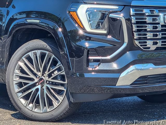 New 2027 GMC Terrain Denali w/ LPO, Black Badging Package AWD/4WD image 4