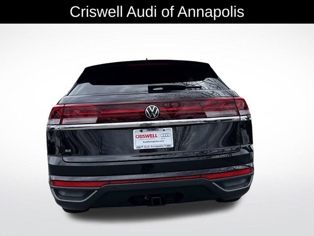 Used 2024 Volkswagen Atlas Cross Sport SE FWD image 4