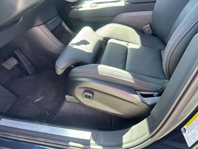 New 2025 Volvo EX90 Ultra image 12