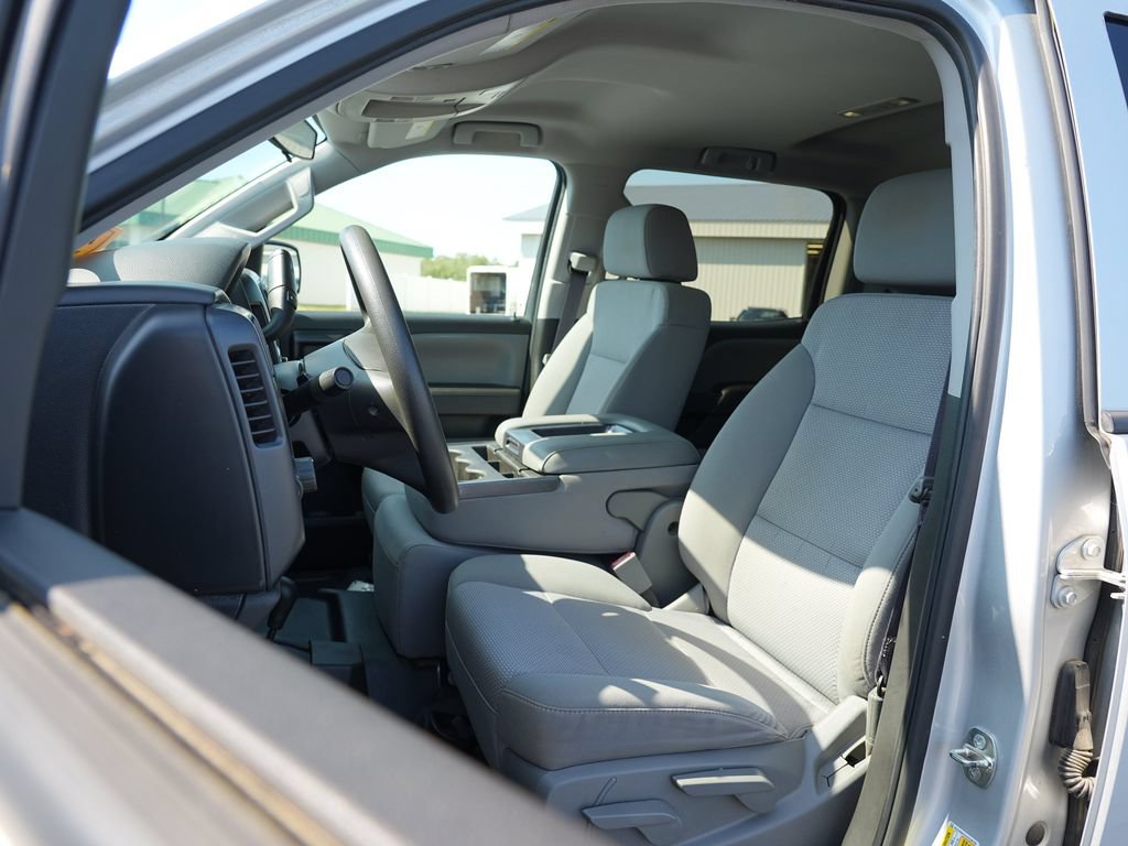 Used 2017 Chevrolet Silverado 1500 W/T w/ Trailering Package AWD/4WD image 12