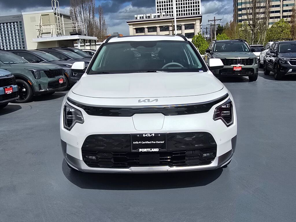 Used 2024 Kia Niro Wave w/ Wave Preserve Package image 9