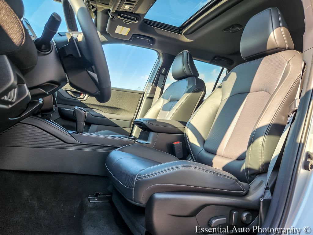 Certified 2026 Subaru Outback Limited AWD/4WD image 7