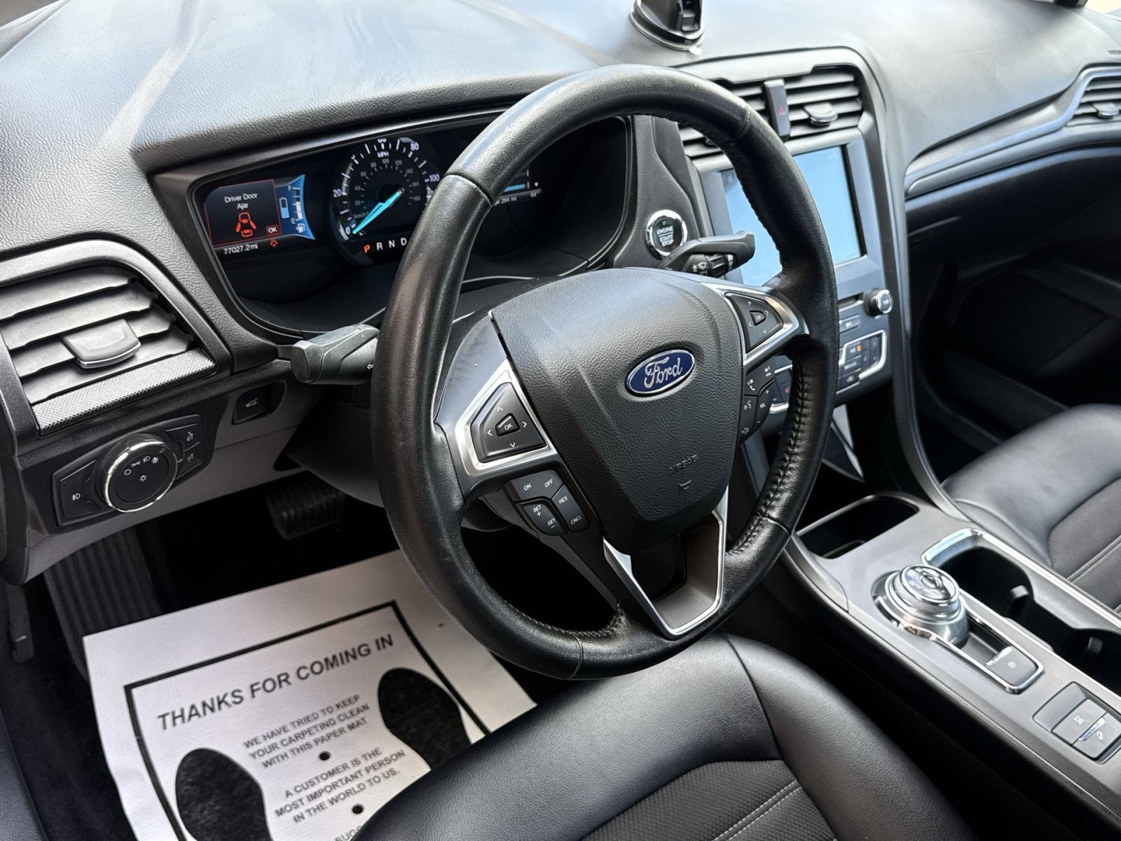 Used 2018 Ford Fusion SE w/ Equipment Group 601A image 16