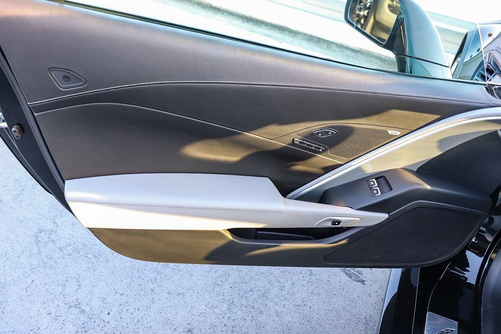 Used 2019 Chevrolet Corvette Z06 RWD image 20